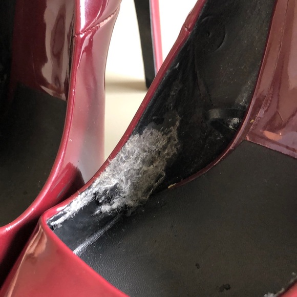 Heels - Picture 3 of 3